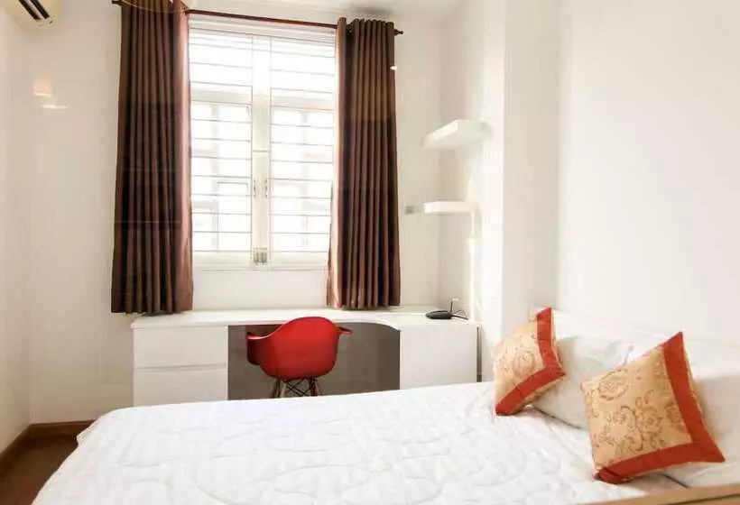 Smiley Apartment 2