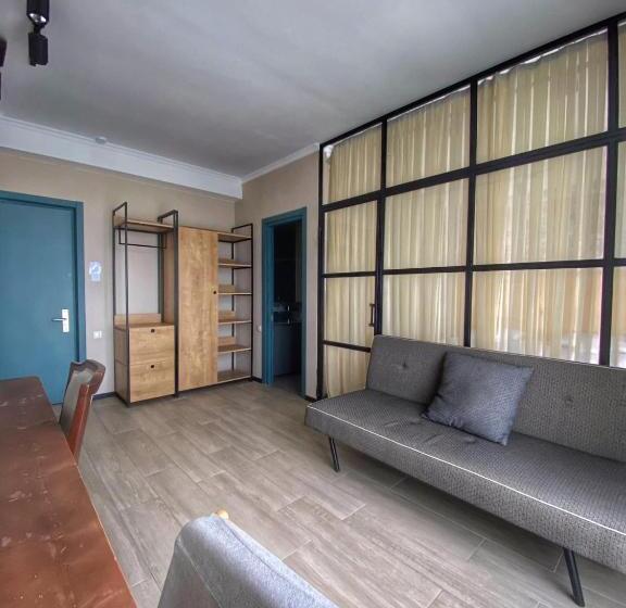 Etta S Sea Front Apt #410