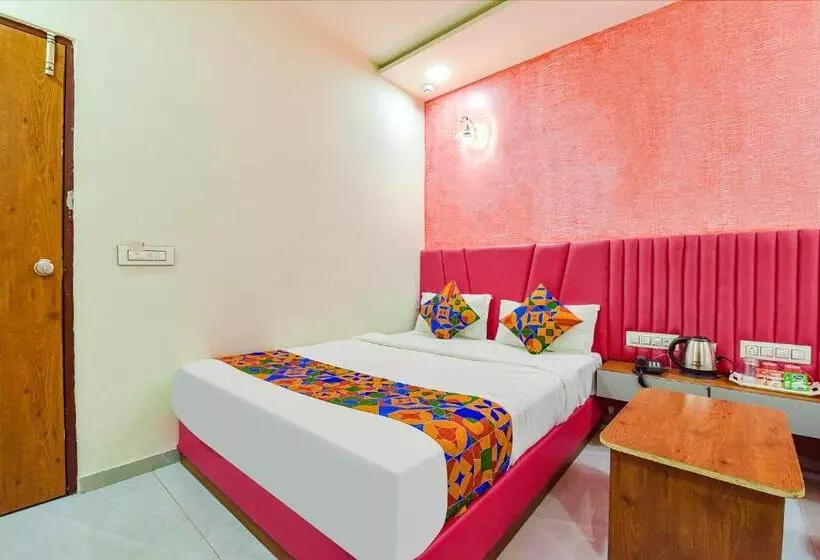 Fabhotel Avadh Palace