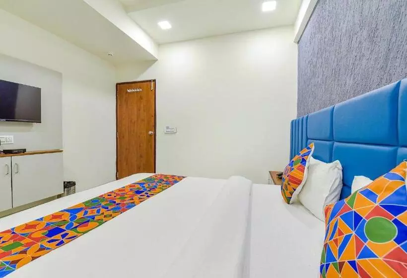 Fabhotel Avadh Palace