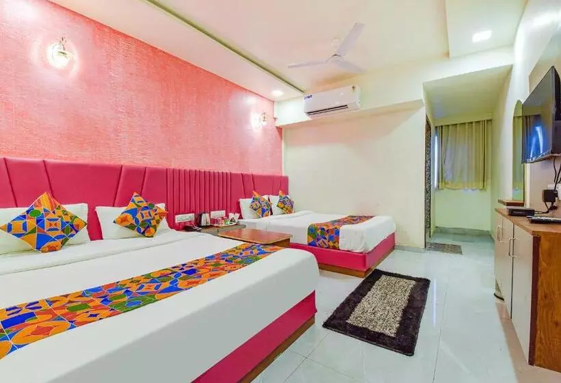 Fabhotel Avadh Palace