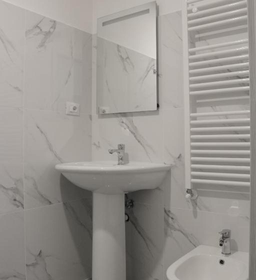 膳宿费 Gambara Guests House