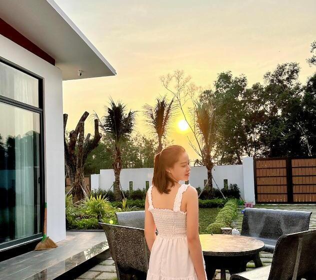 پانسیون Homestay Halona