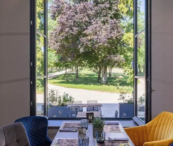 Hotelli Hôtel Au Château