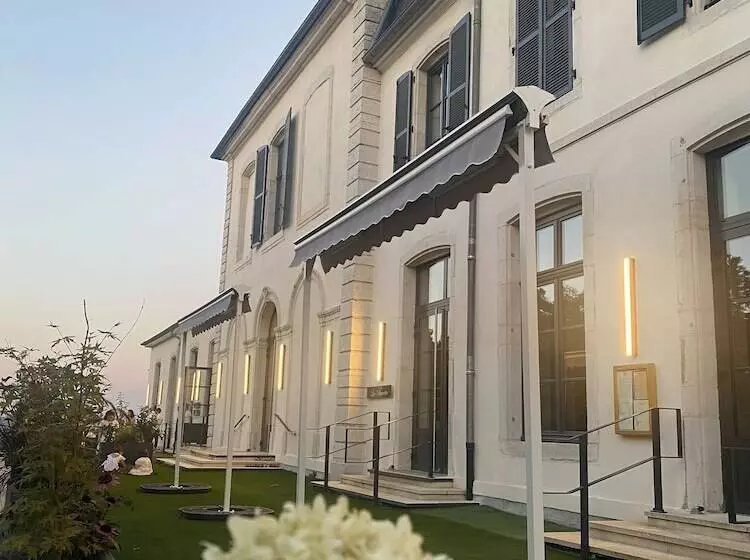 Hotelli Hôtel Au Château