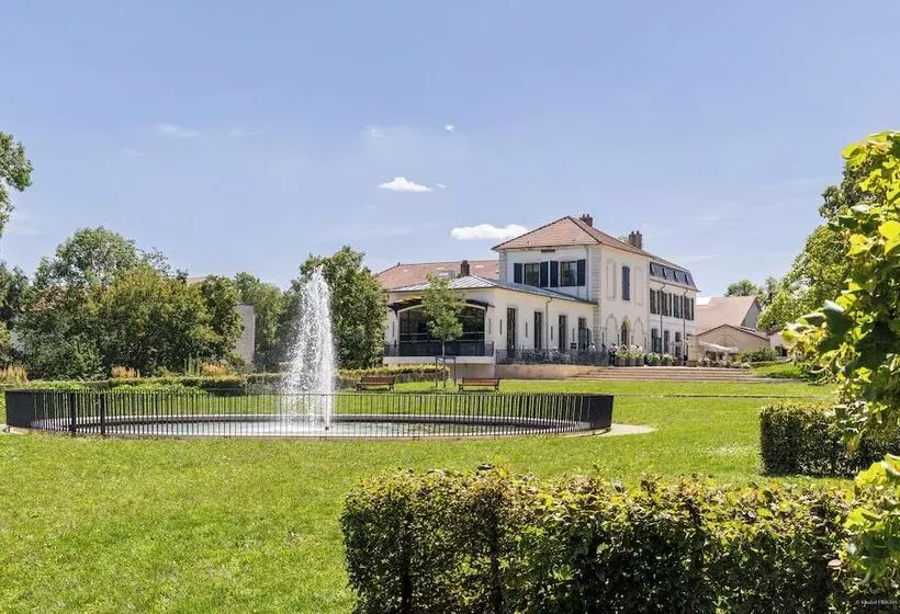 Hotelli Hôtel Au Château