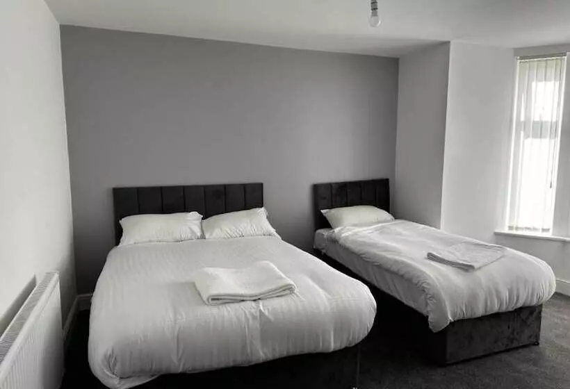 پانسیون Cheetham Hill Guest House