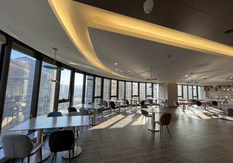 Greentree Eastern Hotel Yiwu International Trade City