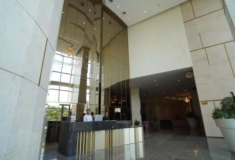 Hotelli Livbox At Supernova