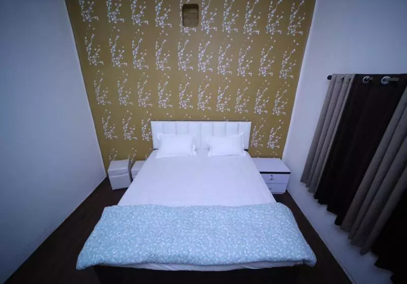 ホテル Magpie Paying Guest House