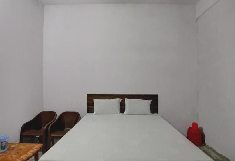 בית מלון כפרי Oyo Sweet Dreams