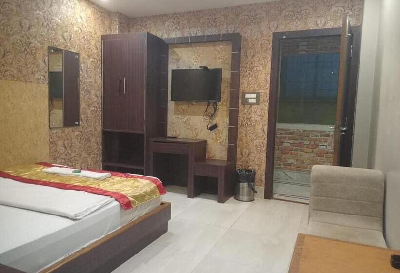 فندق The Brahmaputra