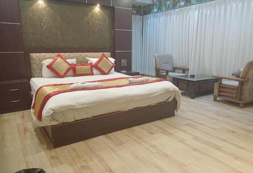 فندق The Brahmaputra