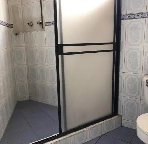 ペンション Hostal Quito Nayla