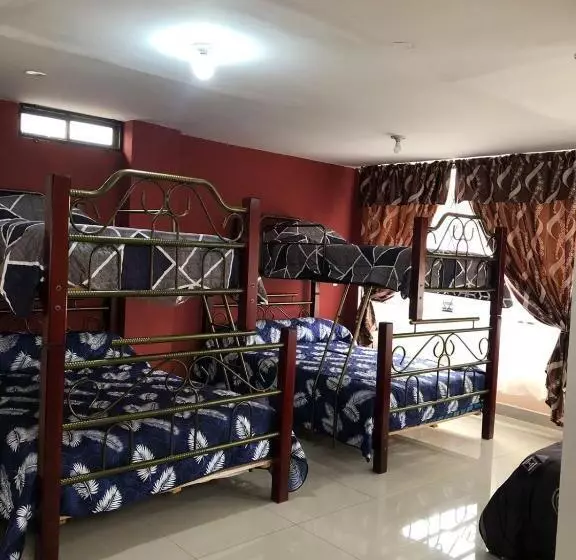 ペンション Hostal Quito Nayla