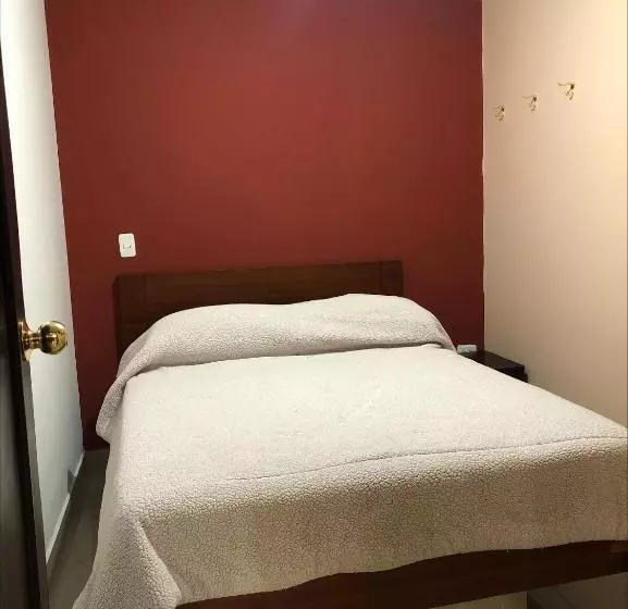 ペンション Hostal Quito Nayla