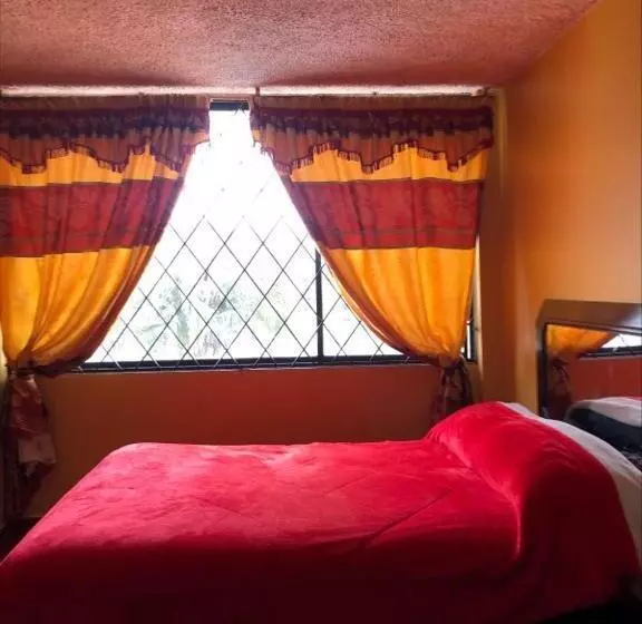 ペンション Hostal Quito Nayla