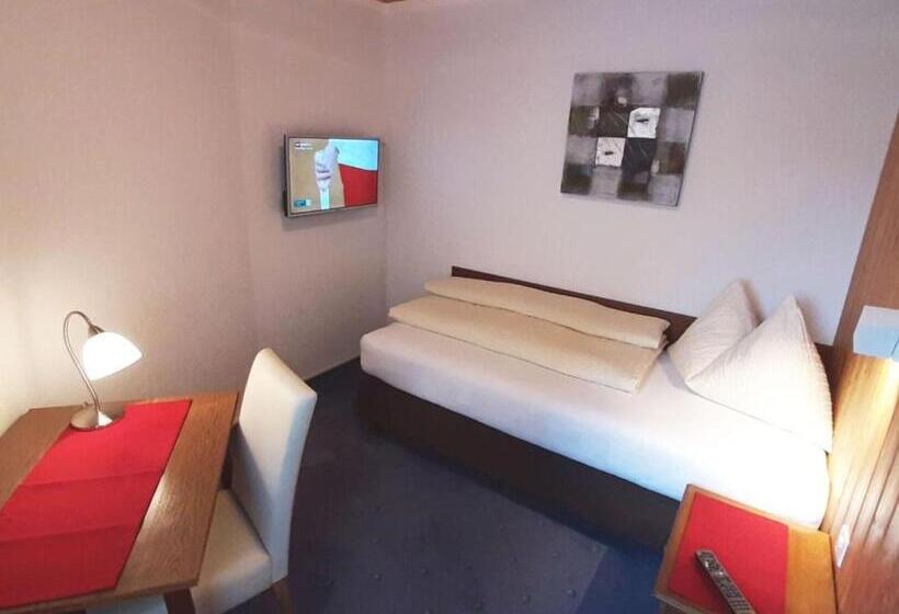 Soliva Hotel & Apartments