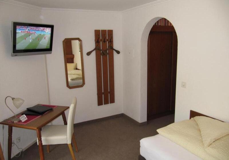 Soliva Hotel & Apartments