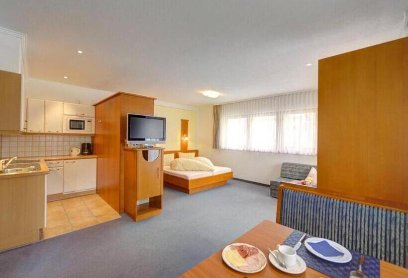 Soliva Hotel & Apartments