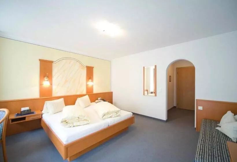 Soliva Hotel & Apartments