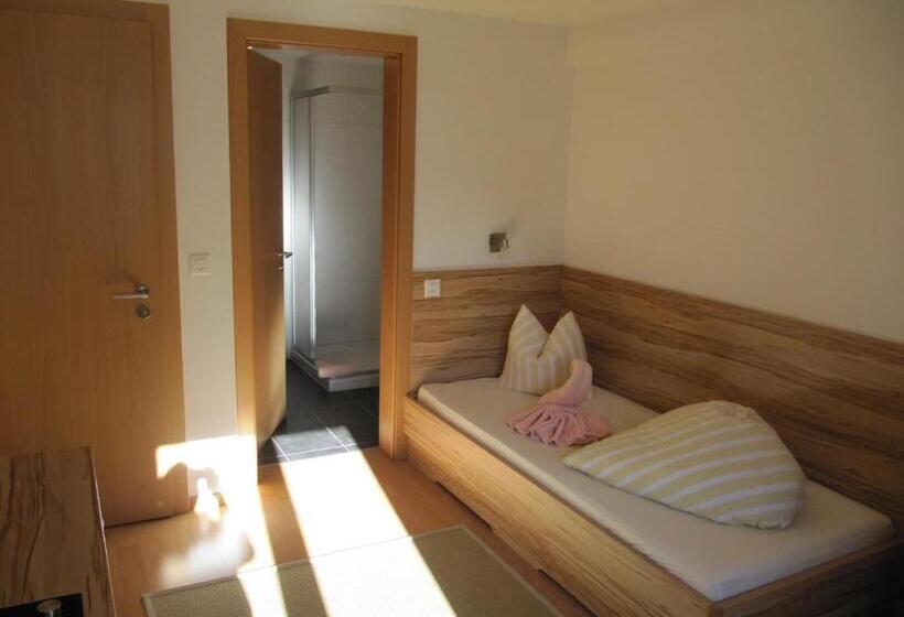 Soliva Hotel & Apartments