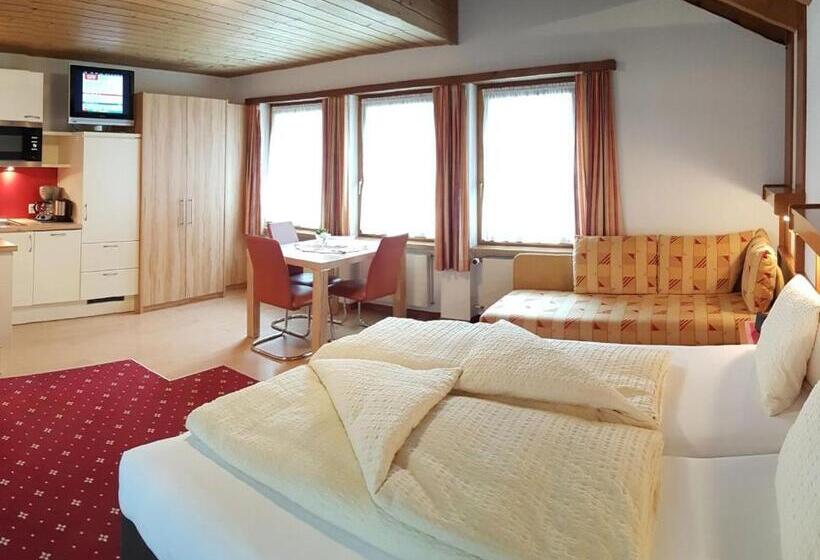 Soliva Hotel & Apartments