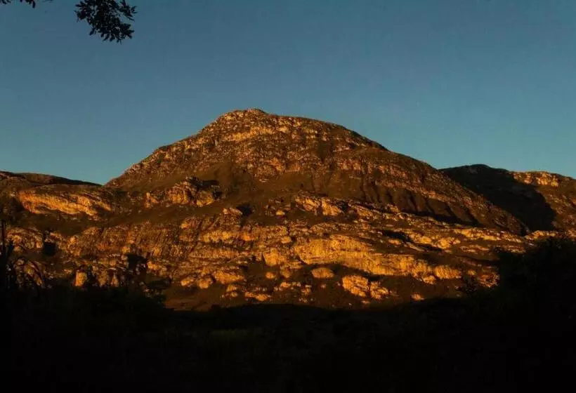 ユースホステル Villa Madorna