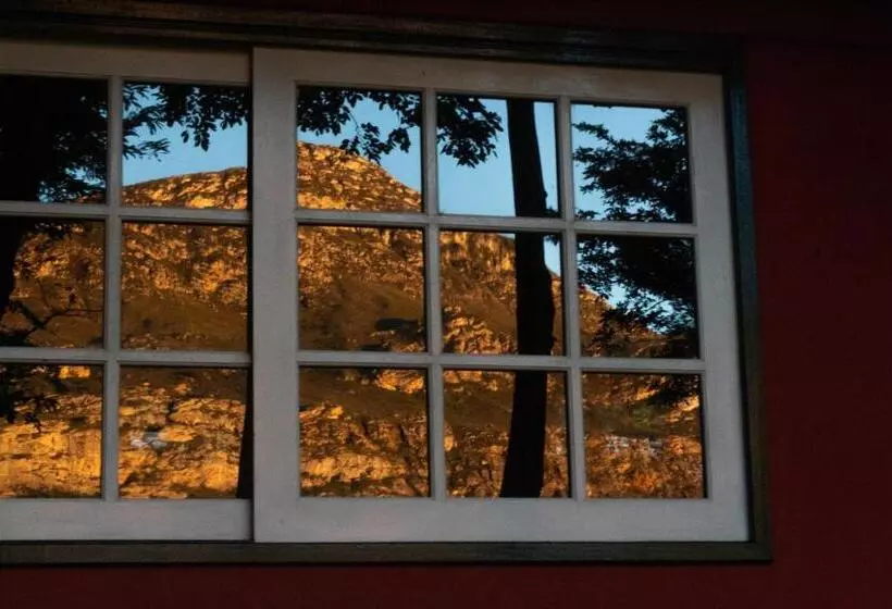 ユースホステル Villa Madorna