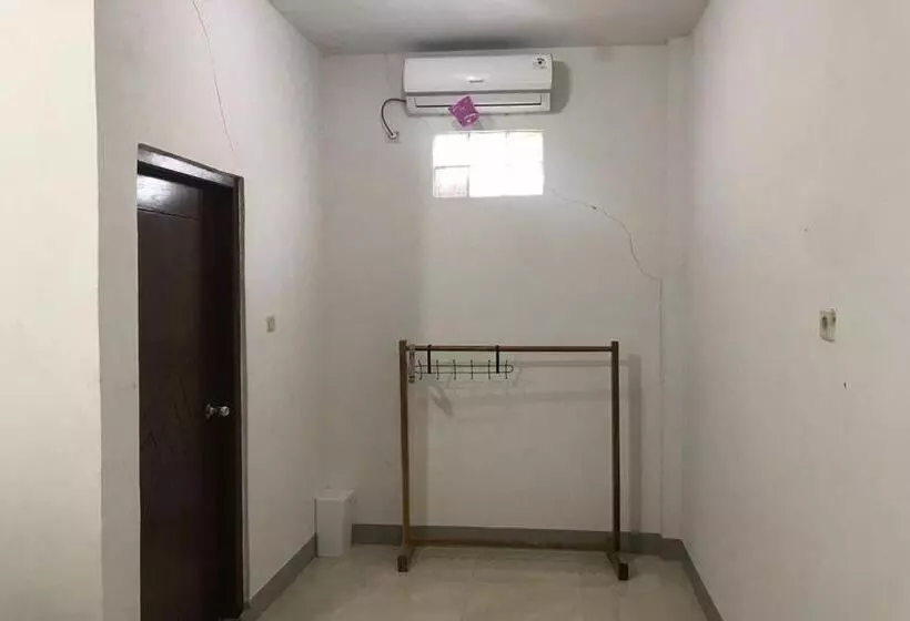 Hotelli Oyo 92755 Abc Homestay