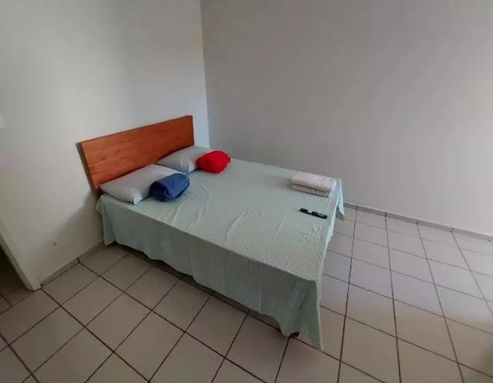 هتل Udi Hostel Hospedaria Economica