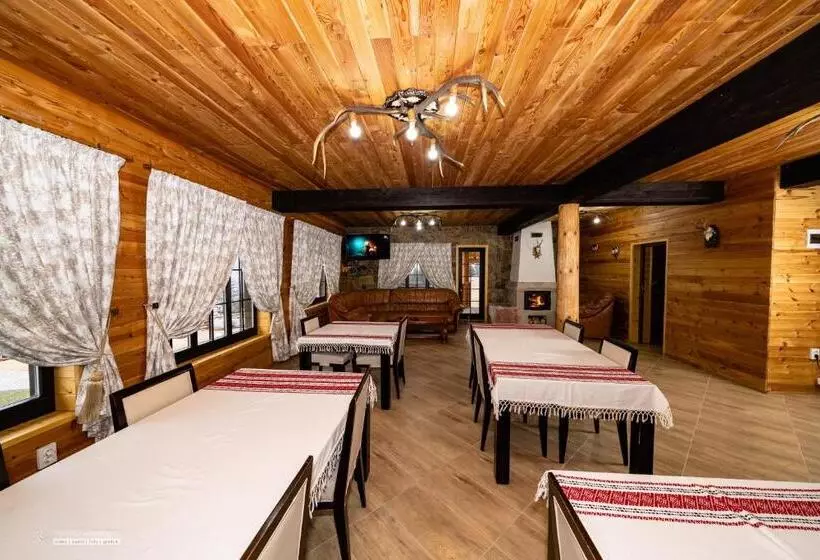 پانسیون Cabana La Fermă