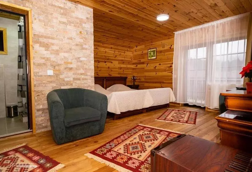 پانسیون Cabana La Fermă