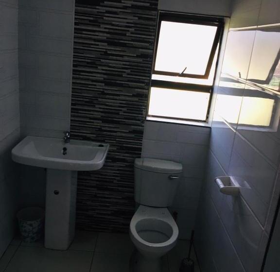 پانسیون Platinum Villa Guest House