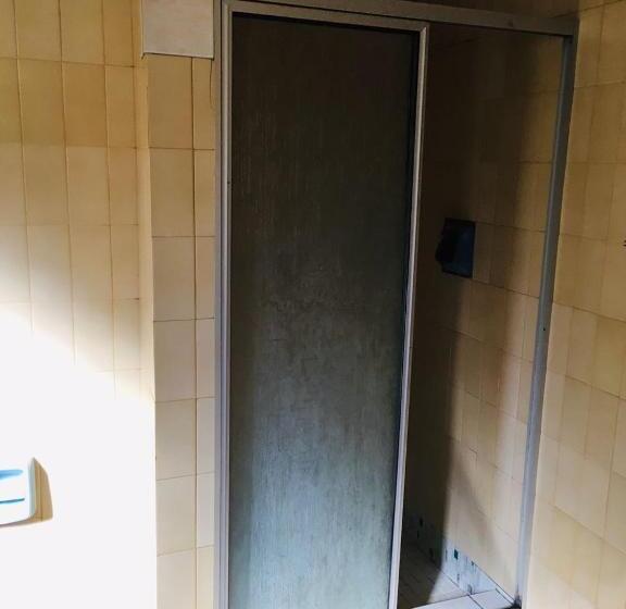 پانسیون Platinum Villa Guest House