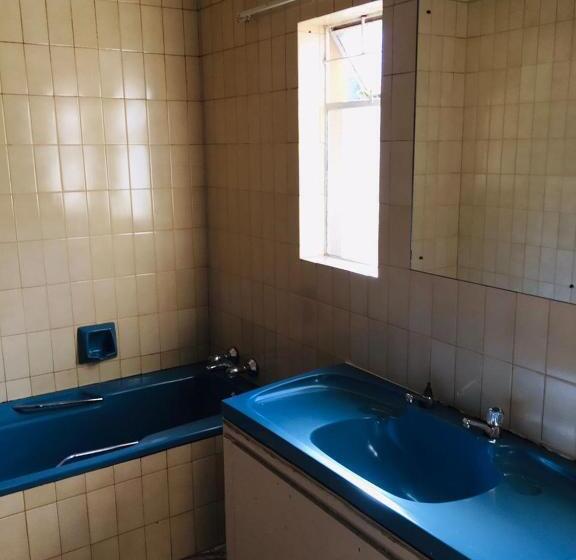 پانسیون Platinum Villa Guest House