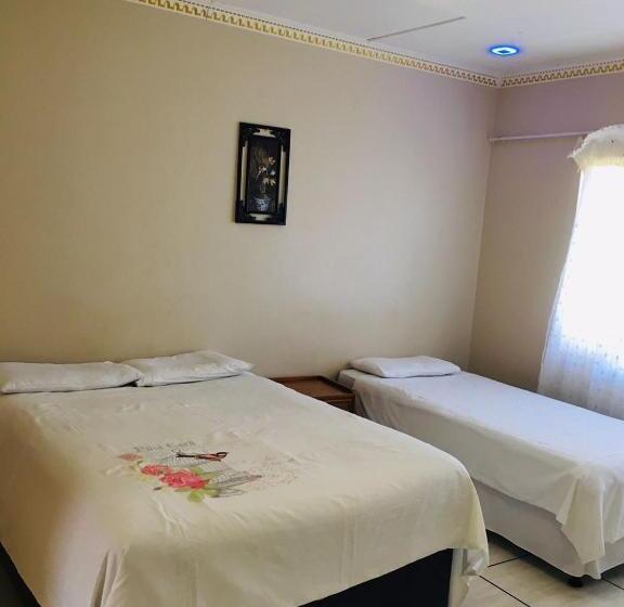 پانسیون Platinum Villa Guest House