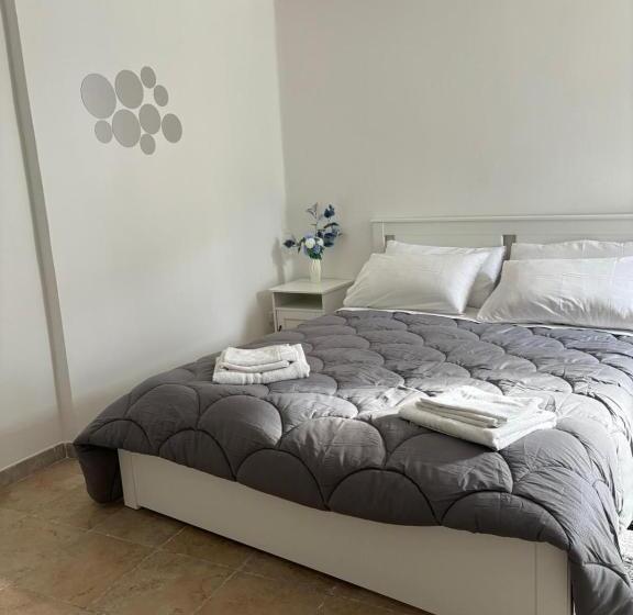 פנסיון B&b Suite Caniglia