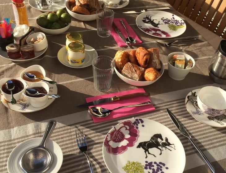 مبيت وإفطار Cap 10