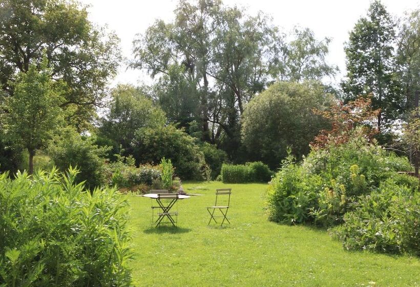 ベッドアンドブレックファースト Le Bourgis