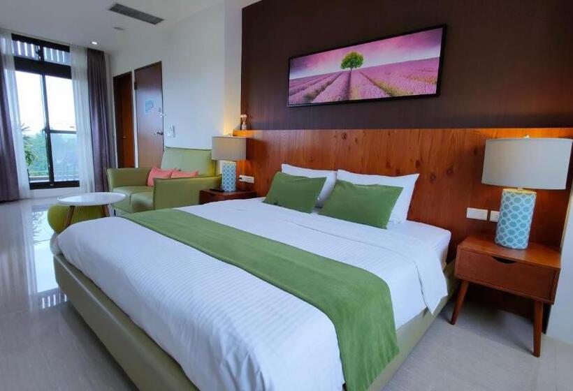 تختخواب و صبحانه 川岸空中villa