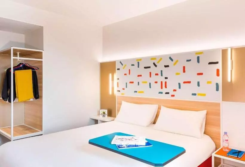 Hotelli Ibis Styles Guyancourt Versailles