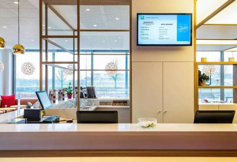 Hotelli Ibis Styles Guyancourt Versailles