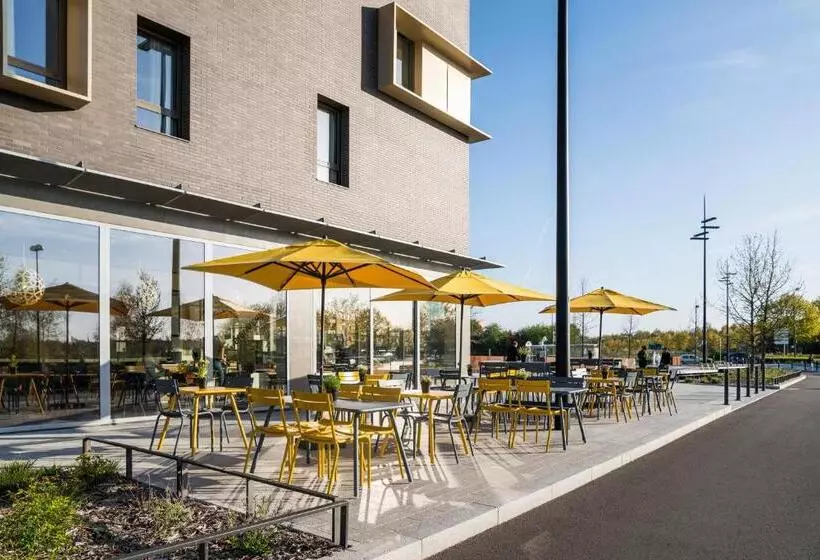 Hotelli Ibis Styles Guyancourt Versailles
