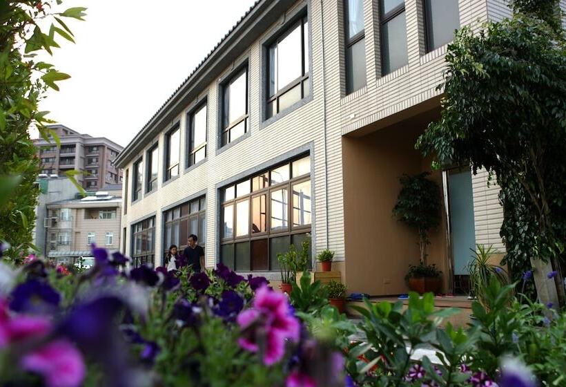 Lütel Hotel Xpark Gloria Outlets Shin Kong Cinemas