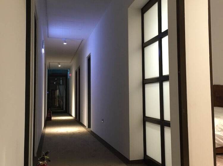 Lütel Hotel Xpark Gloria Outlets Shin Kong Cinemas