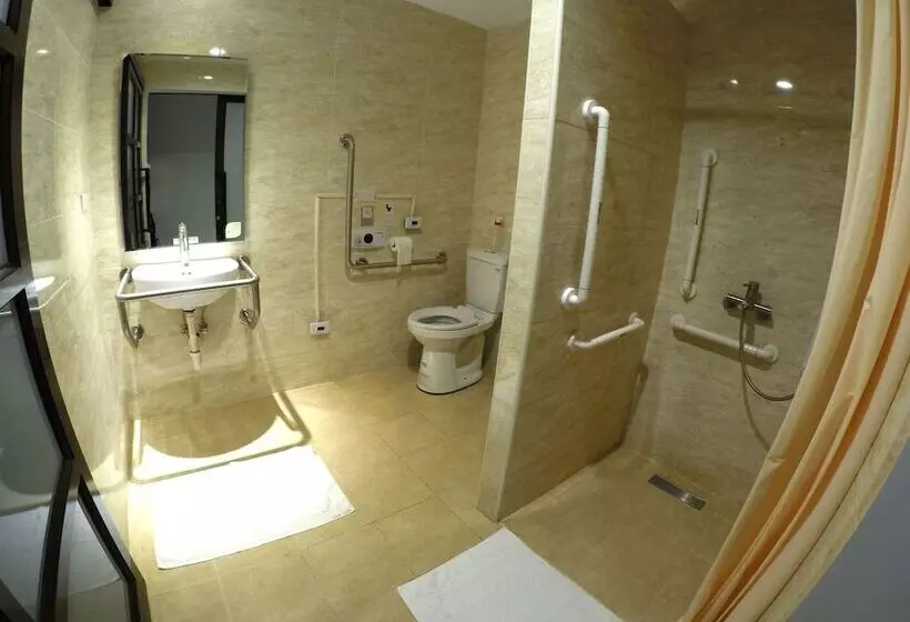 Lütel Hotel Xpark Gloria Outlets Shin Kong Cinemas