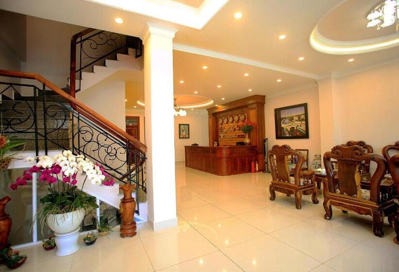 Hotel Ngoc Trai Vang