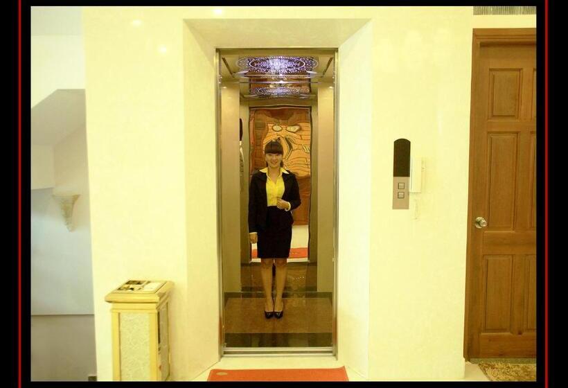 Hotel Ngoc Trai Vang