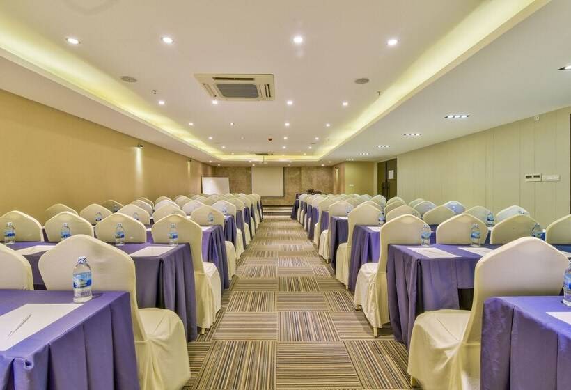 هتل Poseidon Nha Trang